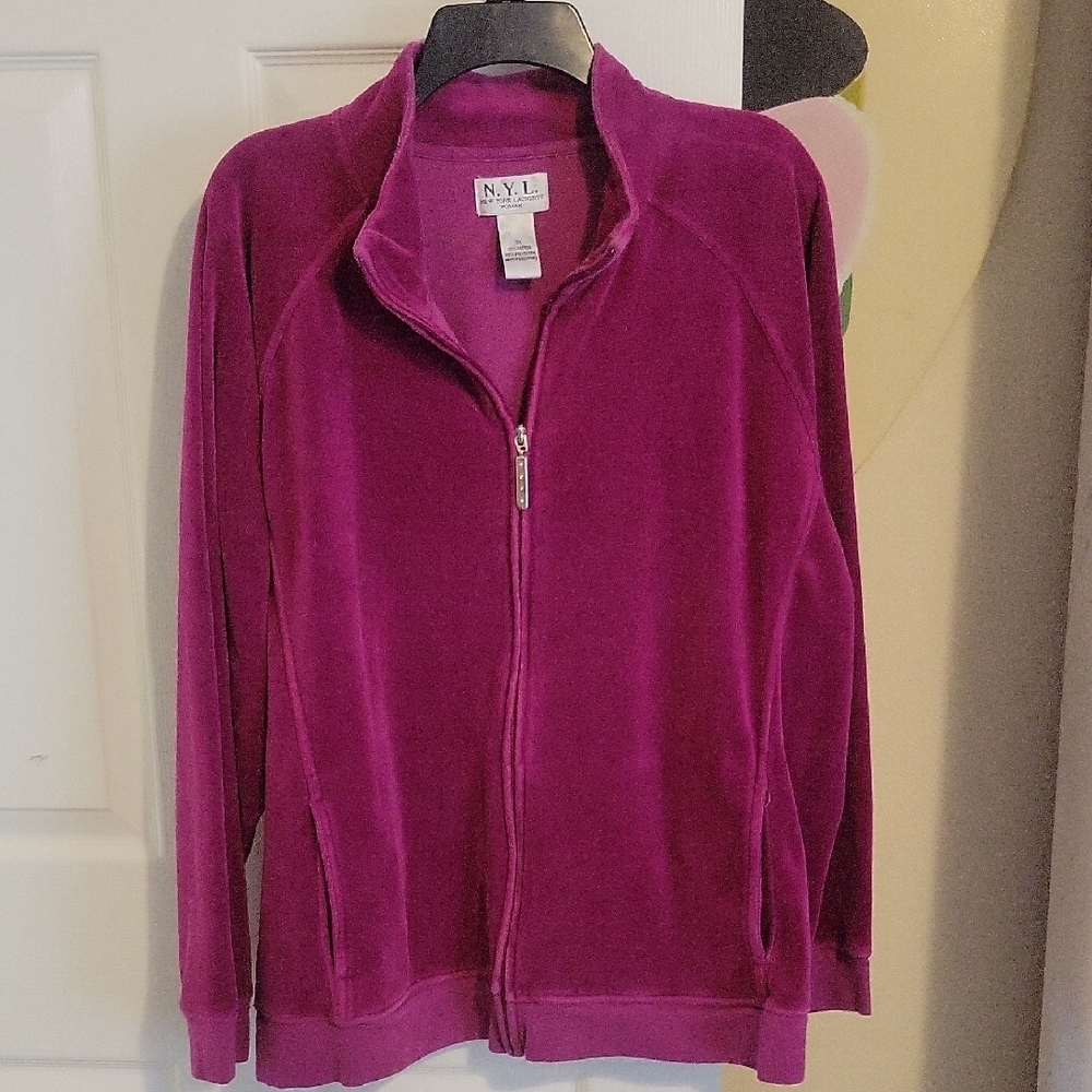 N.Y.L New York Laundry Burgundy Woman Sz3X Purple Velour Zip-Up Jacket